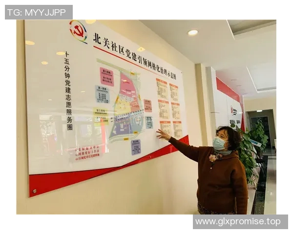 战术革新!新教练如何激活布克? 战术革新!新教练如何激活布克?