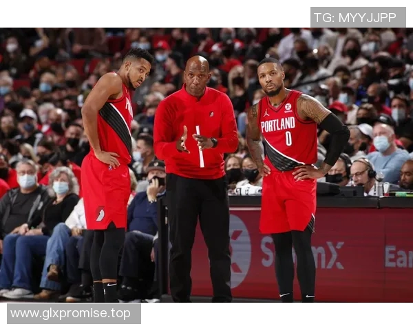 利拉德赛场爆发小插曲，裁判如何处理？